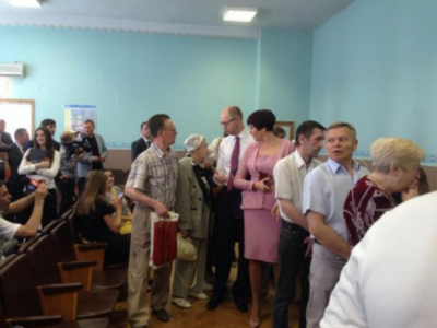 Вибори-2014: Найголовніше з усіх точок України (ОНОВЛЮЄТЬСЯ) на сайті 20minut.ua Вибори-2014: Найголовніше з усіх точок України (ОНОВЛЮЄТЬСЯ), фото №7 на сайті 20minut.ua