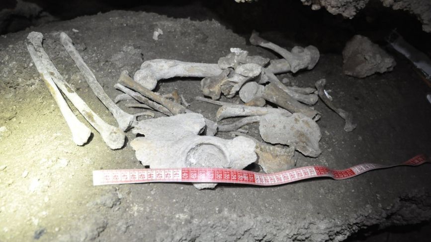 На Тернопільщині спелеологи віднайшли нову печеру (ФОТО)