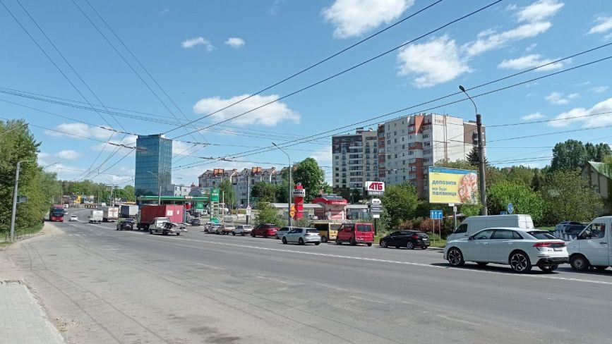 Ціни виросли, як на дріжджах! Де і за скільки в Тернополі можна купити пальне 16 травня?