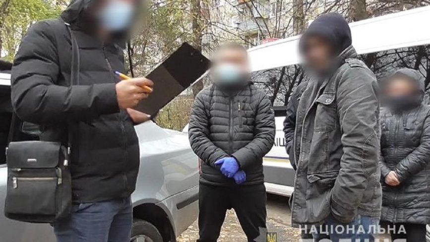 Жертвам підмішували ліки в напої: судитимуть злочинну групу, яка вчиняла розбій на Тернопільщині