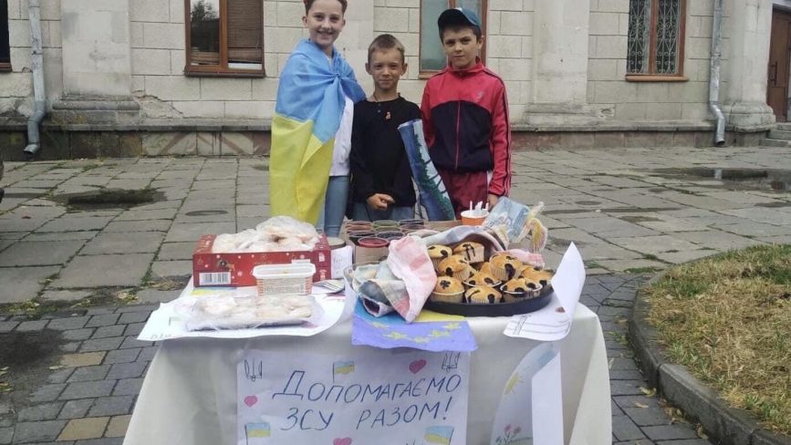 Фото дня: маленькі тернополяни організували благодійний ярмарок на підтримку ЗСУ