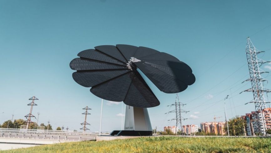 В Тернополі встановили першу в Україні енергетичну систему Smartflower