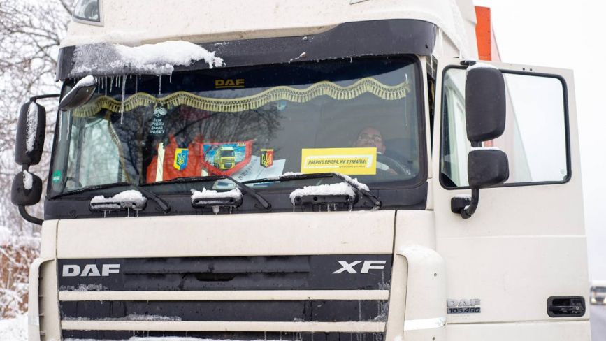 Сильні разом: з Тернополя в Херсон доставили п'ять фур гуманітарної допомоги