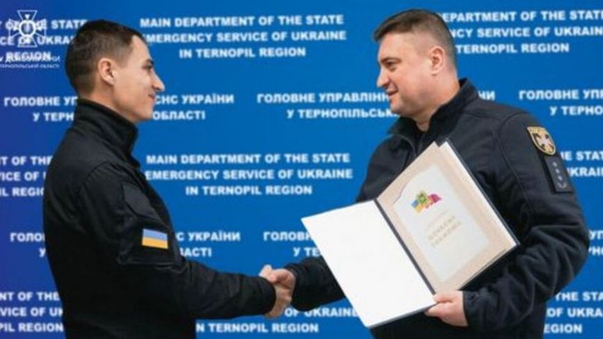 Тернопільського сапера нагородили за розмінування Харківщини