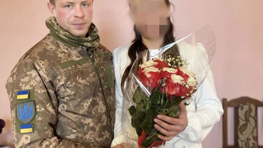 У виправній колонії на Тернопільщині одружилися військовий і засуджена