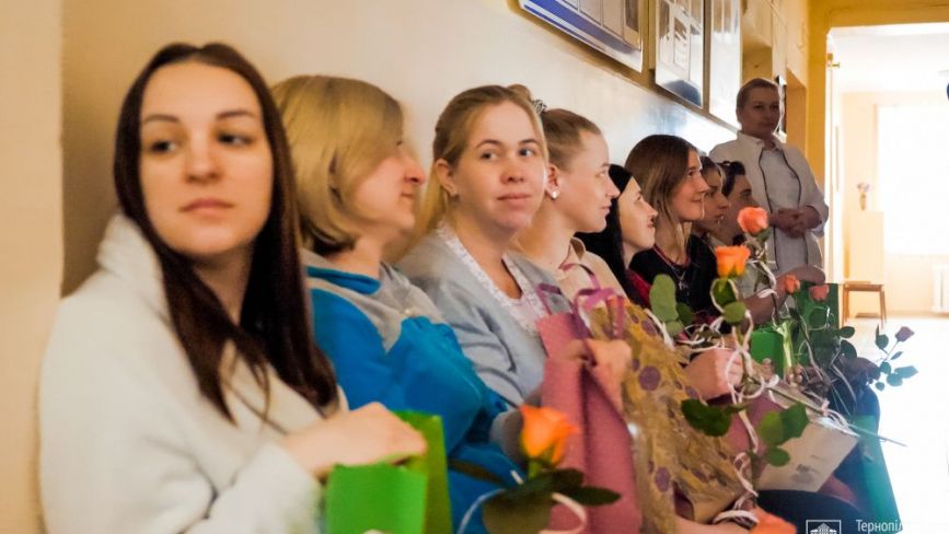 У 2-й міській лікарні Тернополя відзначили «Свято сім’ї в очікуванні дитини»