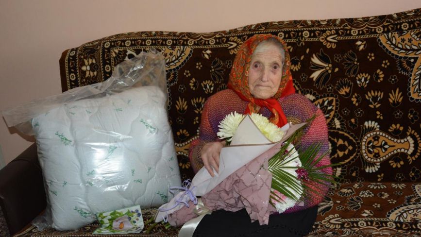 Жителька Лошнева, що на Теребовлянщині, відзначила 100-літній ювілей
