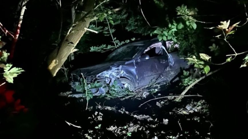 На Тернопільщині п'яний водій Mazda потрапив у ДТП і вщент розбив авто