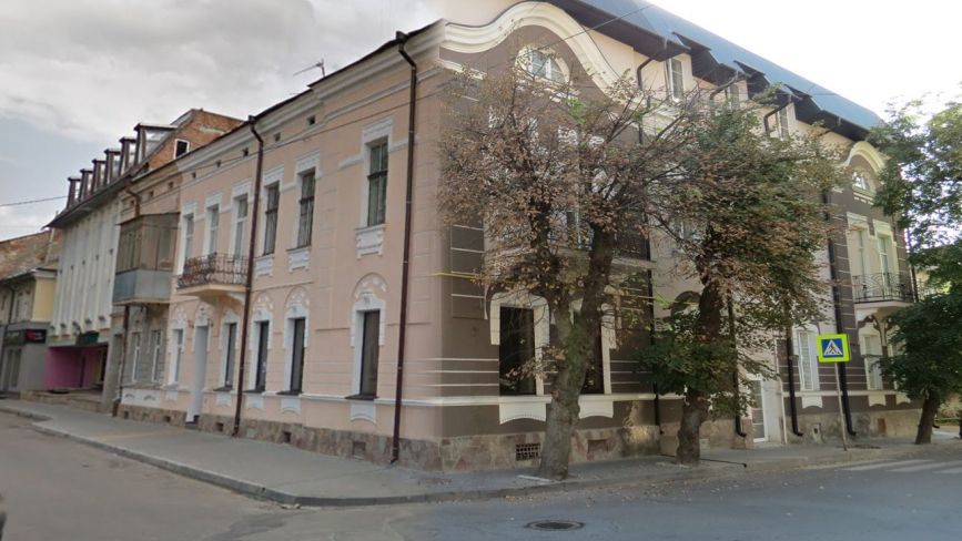 Як змінилась вулиця Качали у Тернополі за 8 років: відтворили фото з одного ракурсу
