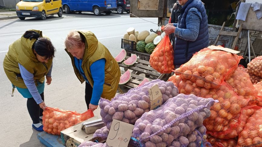 Яка вартість овочів та фруктів на ринку  у Тернополі: дивіться актуальні ціни