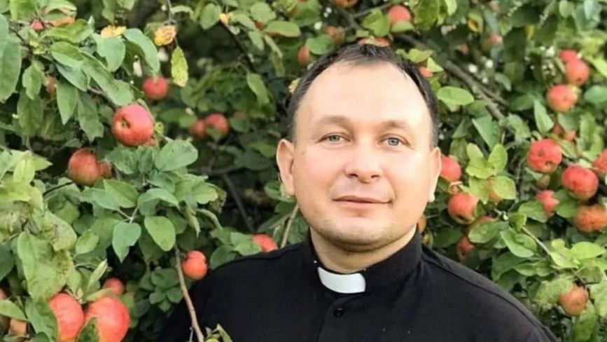 Чому увечері не можна ходити на цвинтар: розповідає отець Філюк