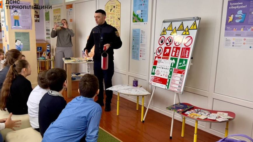 Клас Безпеки відкрили в Тернопільській школі №19