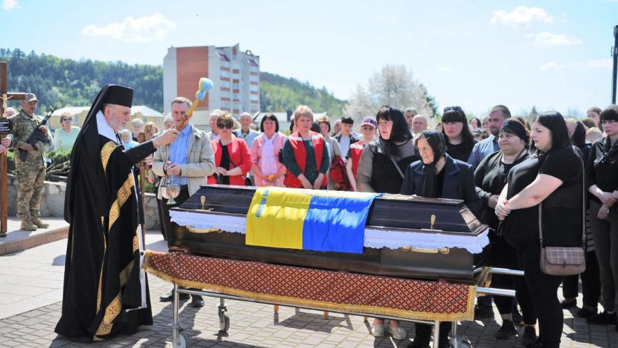 Чортків зустрів Героя Ігоря Островського, який востаннє повернувся додому