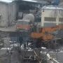 «Свиня» під Новий рік: на Тролейбусній будівельний кран нищить дитячий майданчик