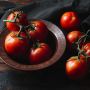 Захист томатів на присадибних ділянках: коротко і ясно про складне (ПОРАДИ)