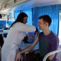 Як зберігають препарати й кого щеплюють у вакцинальних автобусах: ми перевірили
