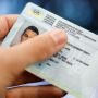 В Україні з 1 січня подорожчають водійські посвідчення і реєстрація авто