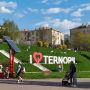 На 13 і 14 квітня синоптики попереджають про сильний вітер в Тернополі та області