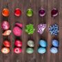 Легко, а кольори неймовірні: 7 натуральних барвників, якими можна розфарбувати яйця