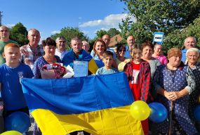 У рідному селі на Чортківщині зустріли воїна Миколу Лейбюка, який повернувся з полону