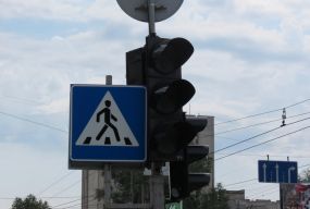 Світлофор на Протасевича-Лесі Українки не витримує тривалих відключень світла — водії б’ють на сполох