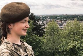 На рингу війни: колишня боксерка гартує дух артилеристів