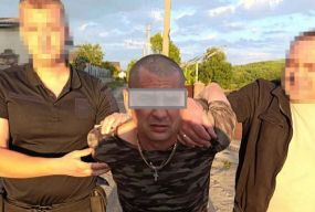 Після вироку за смерть дружини підписав контракт і втік у СЗЧ. Чоловіка вдалося спіймати