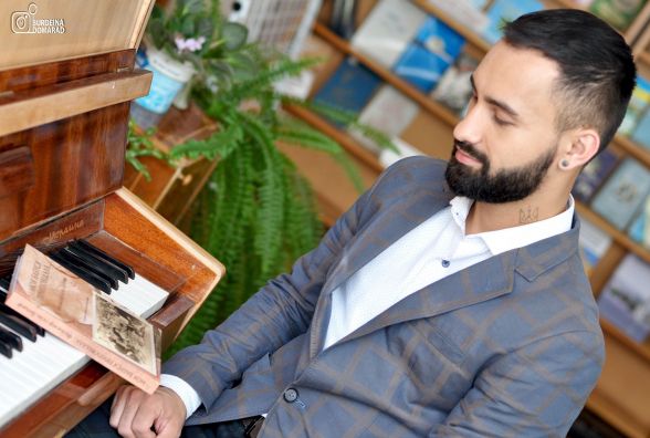 Молодий науковець – уродженець Тернопілля уклав і видав збірку фольклору з бабусиних розповідей