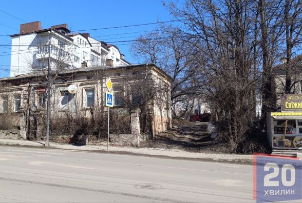 Між приватними будинками на Бродівській хочуть звести дев’ятиповерхівку: мешканці обурені