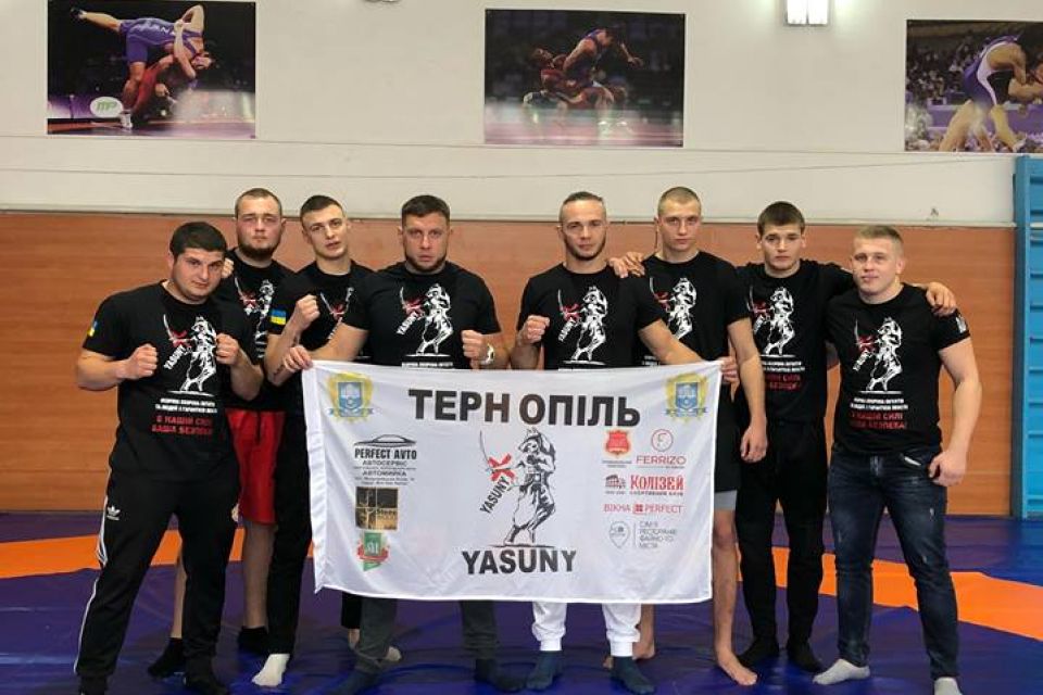 Тернополяни здобули шість медалей на чемпіонаті зі змішаних єдиноборств
