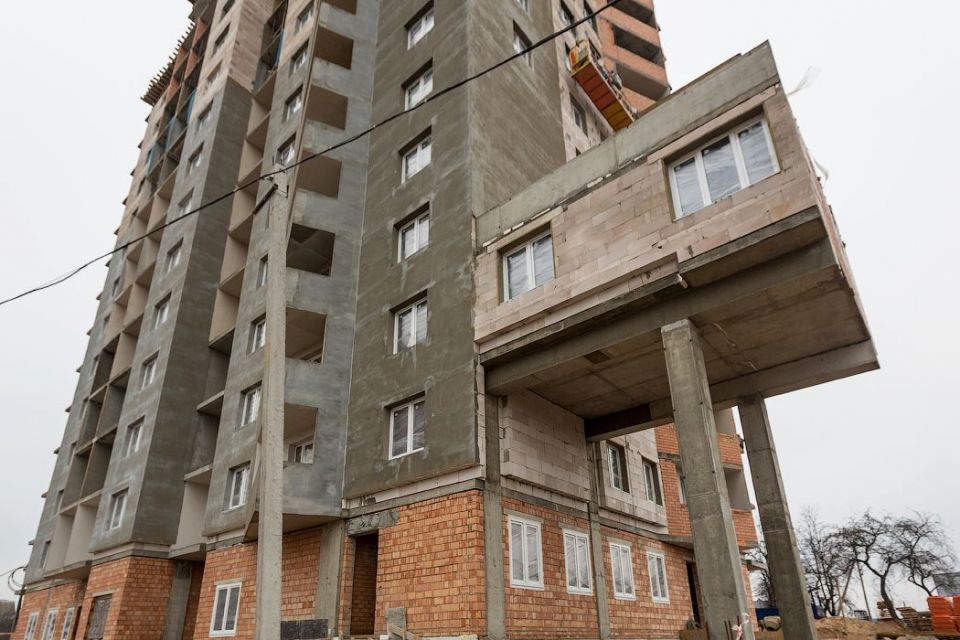 Що робити, якщо сусід вирішив збільшити квартиру добудовою