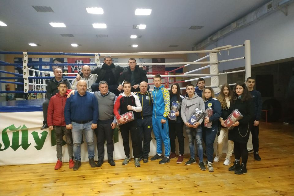 Нагороди знайшли достойних їх: у Тернополі відзначили боксерів