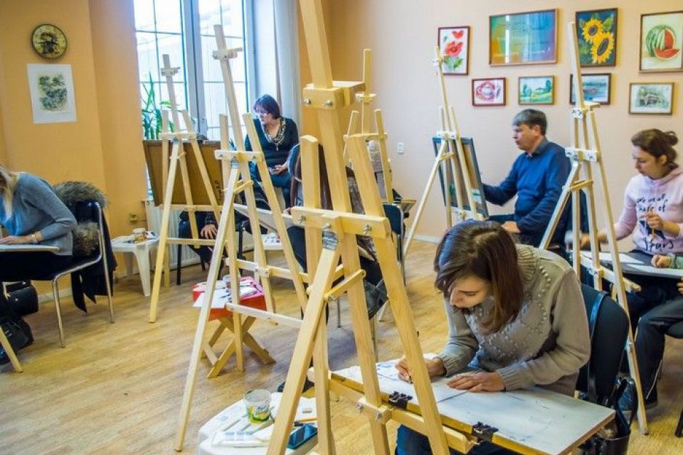 Чи відновлять роботу з початком літа мистецькі студії та гуртки в Тернополі