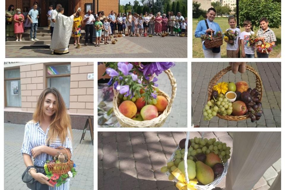Фрукти, мед та чортополох: що іще до Спаса поклали у святковий кошик тернополяни? (ФОТОРЕПОРТАЖ)