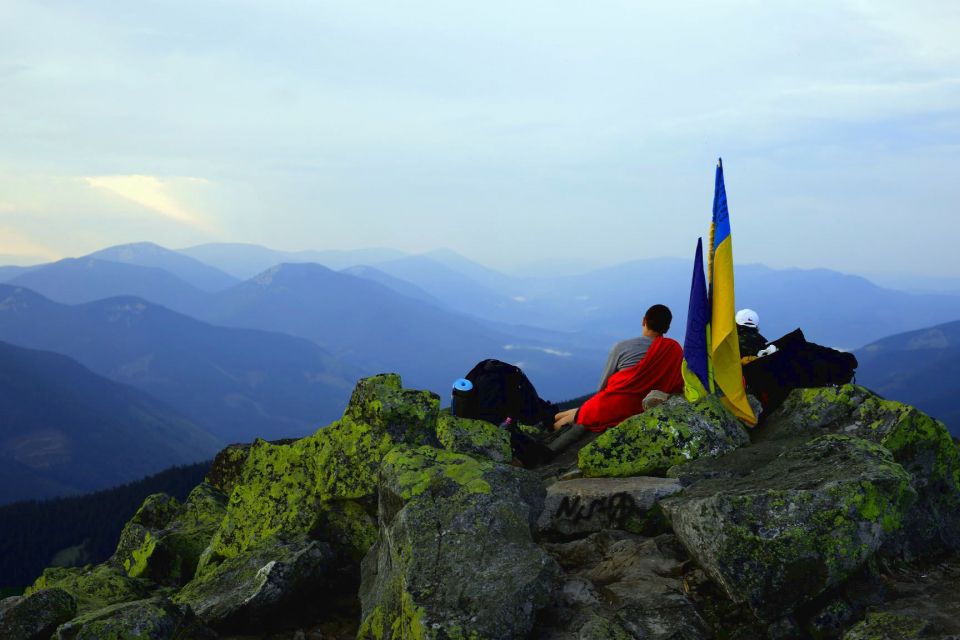Туристів, які йдуть в гори, закликають реєструватися у рятувальників