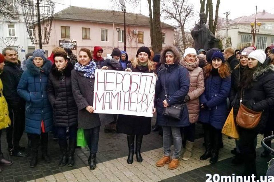 Скільки «заробили» на іногородніх малюках? Чи примушують батьків платити, ми запитали у садках
