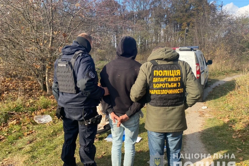 https://te.20minut.ua/img/cache/news_main/news/0024/93/b390eb903cdc799c0929b86b6c04d5cb4f0c8396.webp?hash=2021-10-29-17-04-53