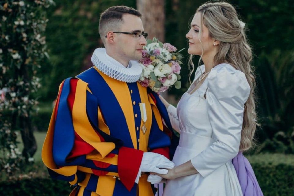 «Невимовно красива подія»: дівчина з Тернопільщини вийшла заміж за капрала охорони Папи Римського