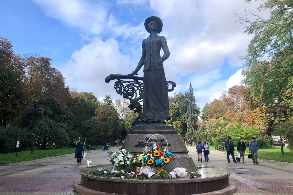 Співачка, якій аплодував світ. Тернополяни вшанували пам'ять Соломії Крушельницької (ФОТО ДНЯ)