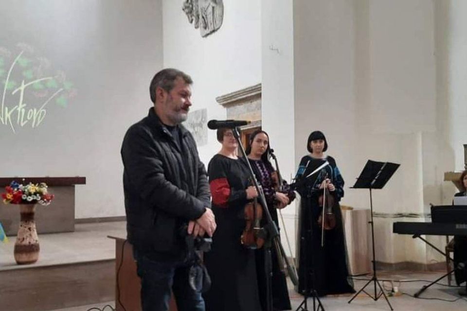 «Україна — вісь земна і небесна»: у музеї на Тернопільщині відкрили виставку