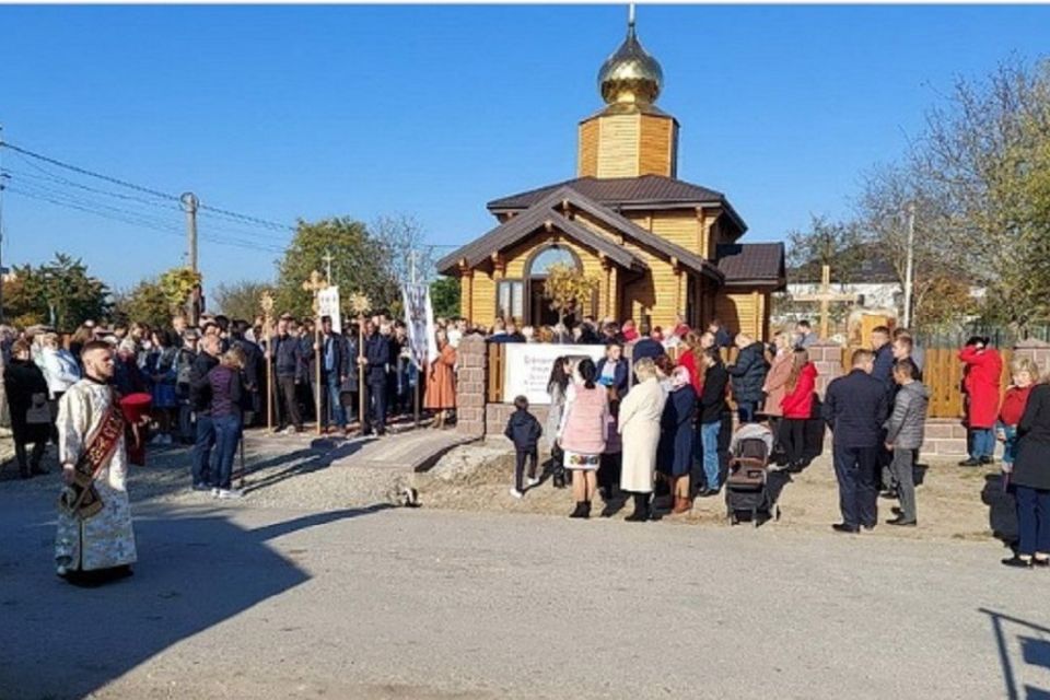 На околицях Тернополя освятили новий храм