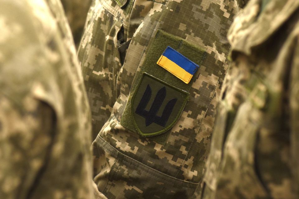 Воєнний стан та загальну мобілізацію в Україні продовжили на три місяці