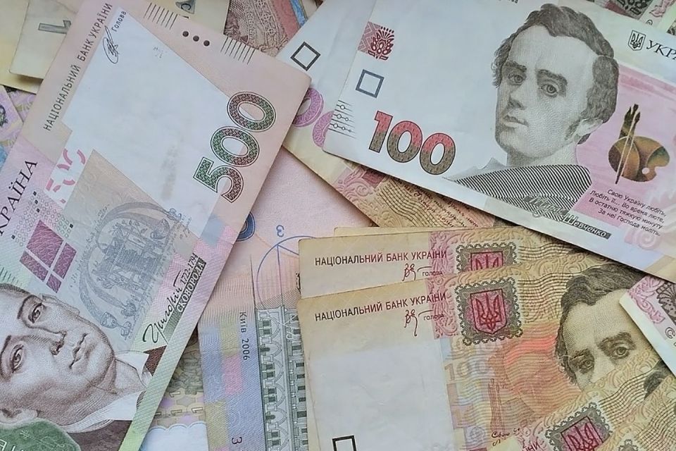 Від 1 січня соцдопомогу виплачуватимуть по-новому: кому припинять автоматичне нарахування
