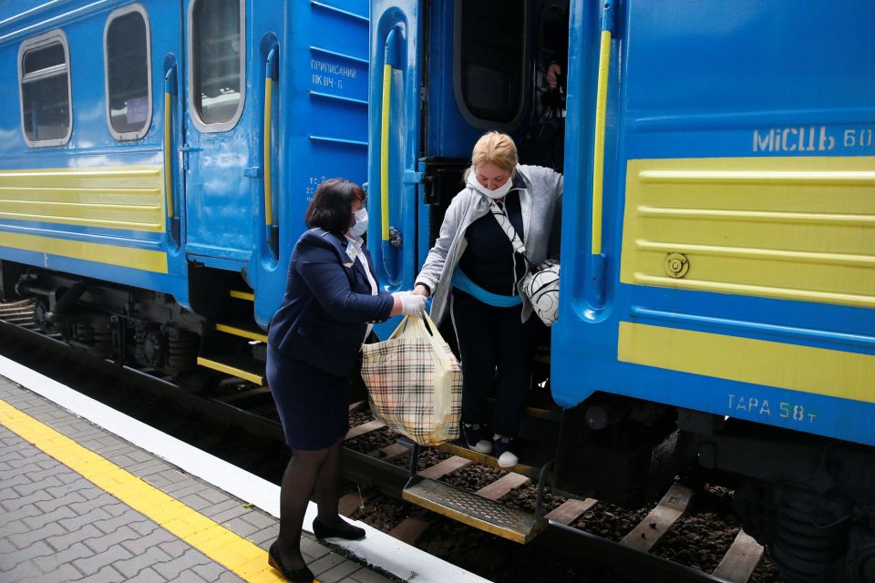 Через Тернопіль курсуватиме потяг до Херсону: в Укрзалізниці розповіли коли