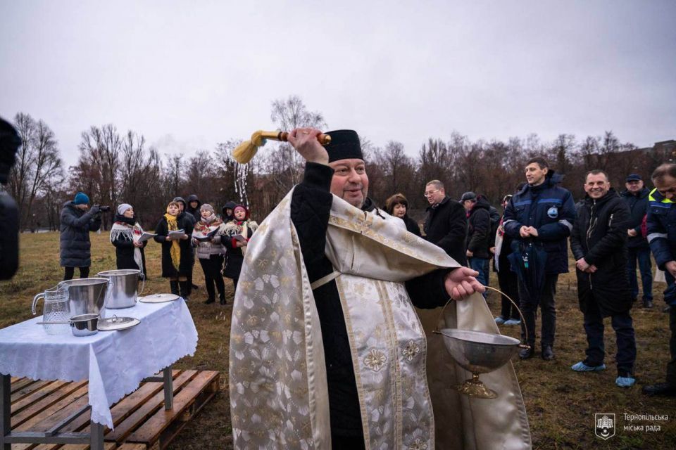 На водопровідних станціях Тернопільводоканалу освятили воду