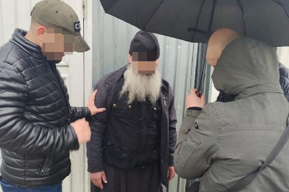 Виправдовував агресію росії і молився за військових з рф: судитимуть послушника з Почаївської лаври