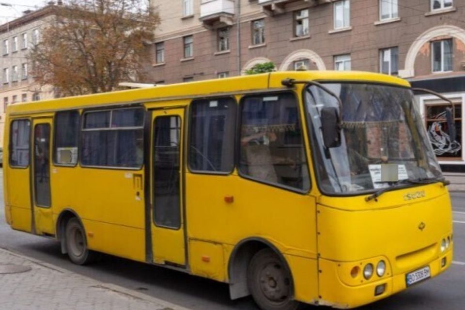 Для дачників в Тернополі курсуватимуть спеціальні маршрутки (ГРАФІК)