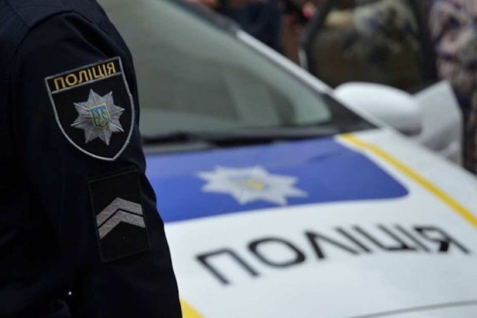 У парку Шевченка зіткнулися велосипедистка і хлопець на самокаті