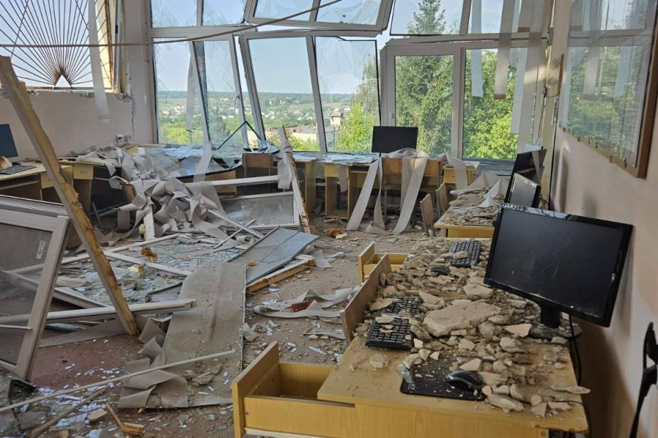 На 95% знищені аудиторії: технічний університет у Тернополі показав наслідки атаки та відкрив збір