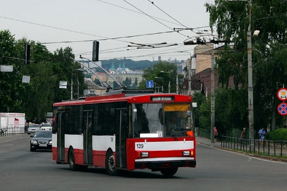 У Тернополі змінили курсування деяких тролейбусів